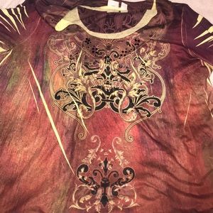 Really beautiful women’s top !!